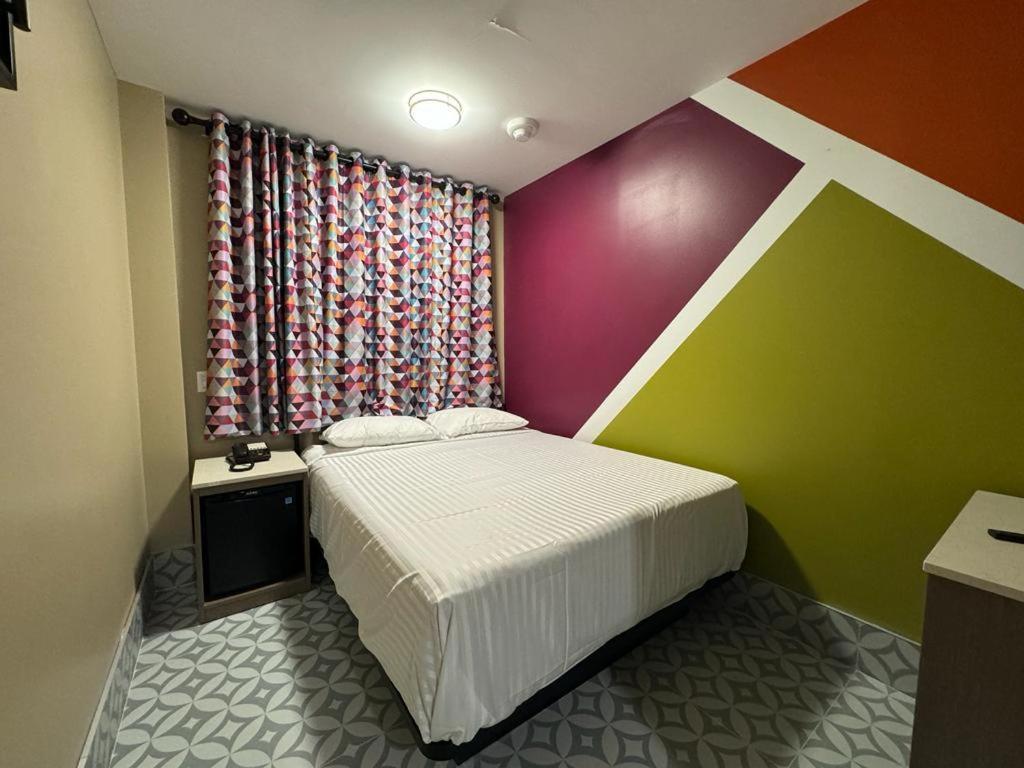 Moon Hotel Brooklyn Нью-Йорк Экстерьер фото